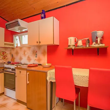 Apartment In 16951 Rabac